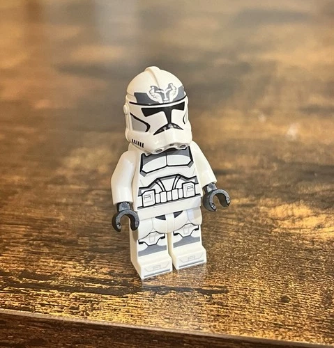 Grandpa Clone Custom V2 Wolfpack 104th Clone Trooper LEGO