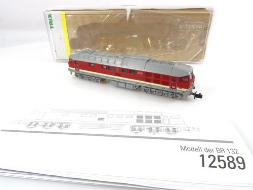 Trix 12589 Diesellokomotive Br 132 der DR in rot, 1:160, mit OVP, für Bastler | Zustand: Als Ersatzteil / defekt