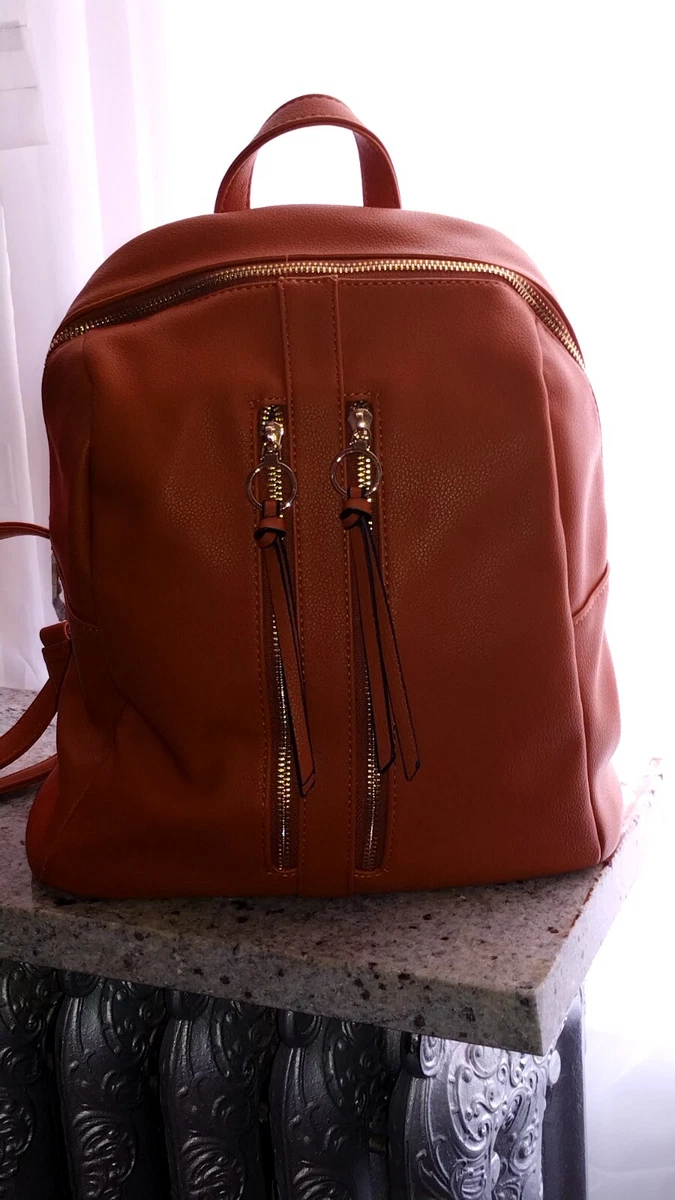 La terre fashion best sale vegan leather backpack