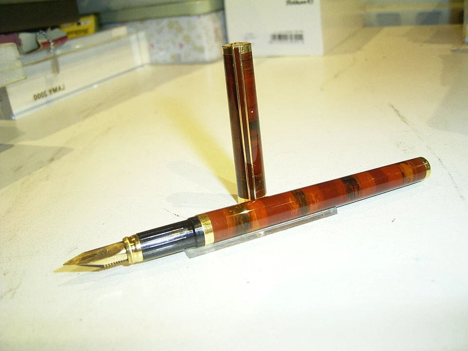 S.T DUPONT Classique Füllhalter, braun/rot marmorierter  Chinalack, vintage - Bild 3 von 4