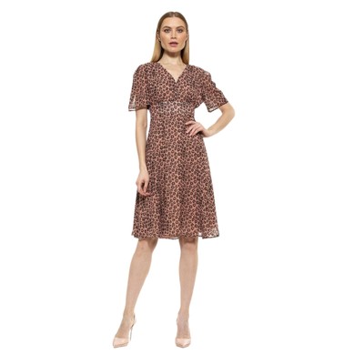 NWT Alexis Admor New York Size  8 Blush Floral Print Dress - Current Style