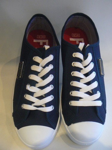 FIRETRAP Charlie Canvas Pumps / Deck 