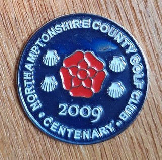 Marcador de pelotas de golf vintage NORTHAMPTONSHIRE COUNTY GOLF CLUB Centenario 2009