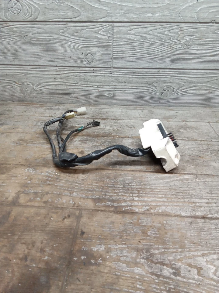 1986 1985-2007 Honda Shadow Vt1100 Classic VT 1100 Fuse Box Wiring  - Image 4 of 4