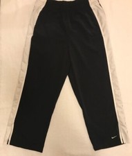 Nike Vintage Women  s Capri Pants Small 4-6  NEW 