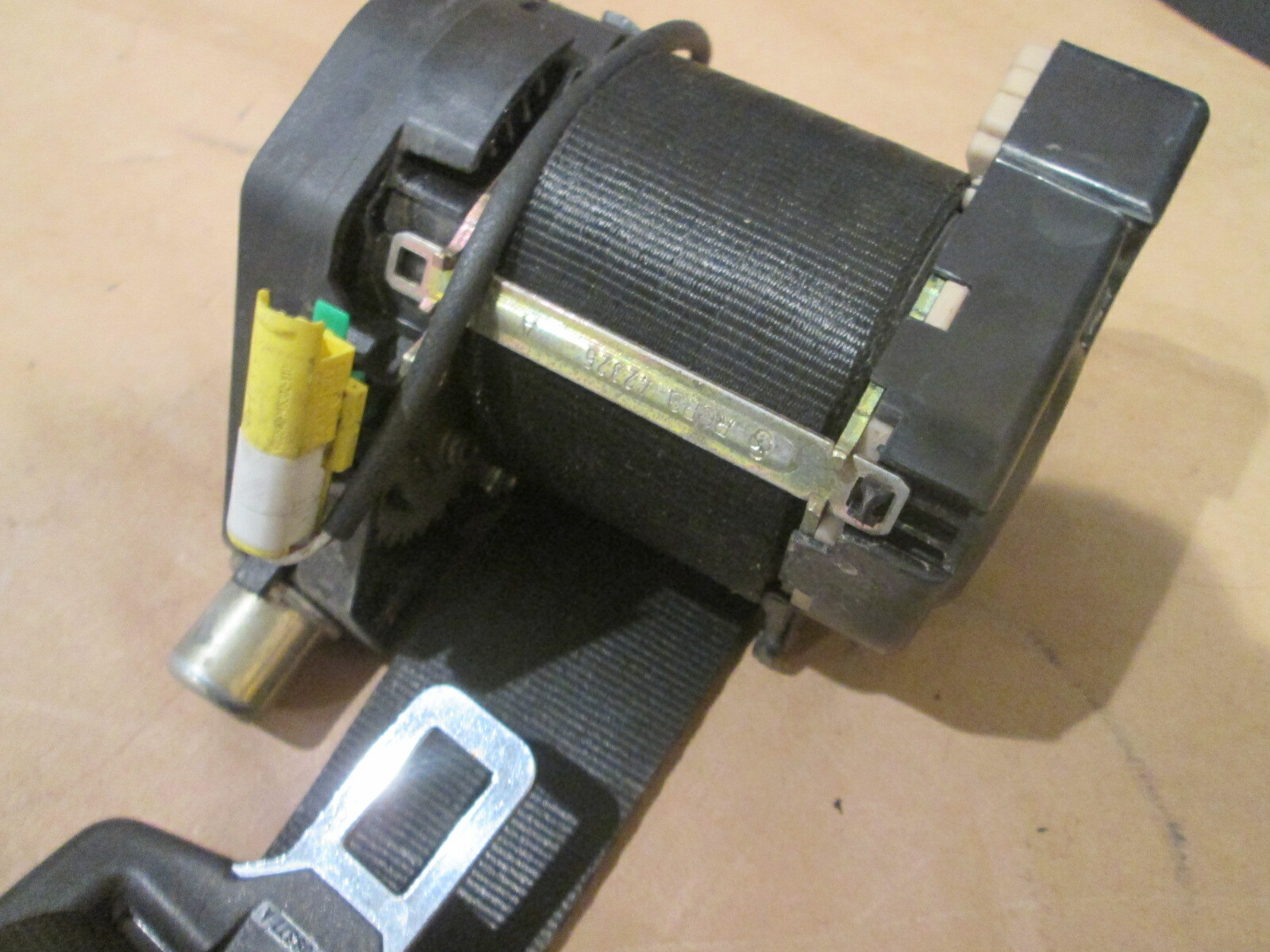 Maserati 4200 Coupe - RH Front Seat Belt Roller Assembly (USED) - P/N 66310500
