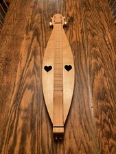 Vintage Dulcimer Factory Birch 4-String Heart Motif Naylor 98-25535-DF1 EXC.