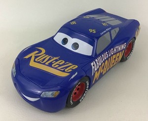 disney cars 3 change and race