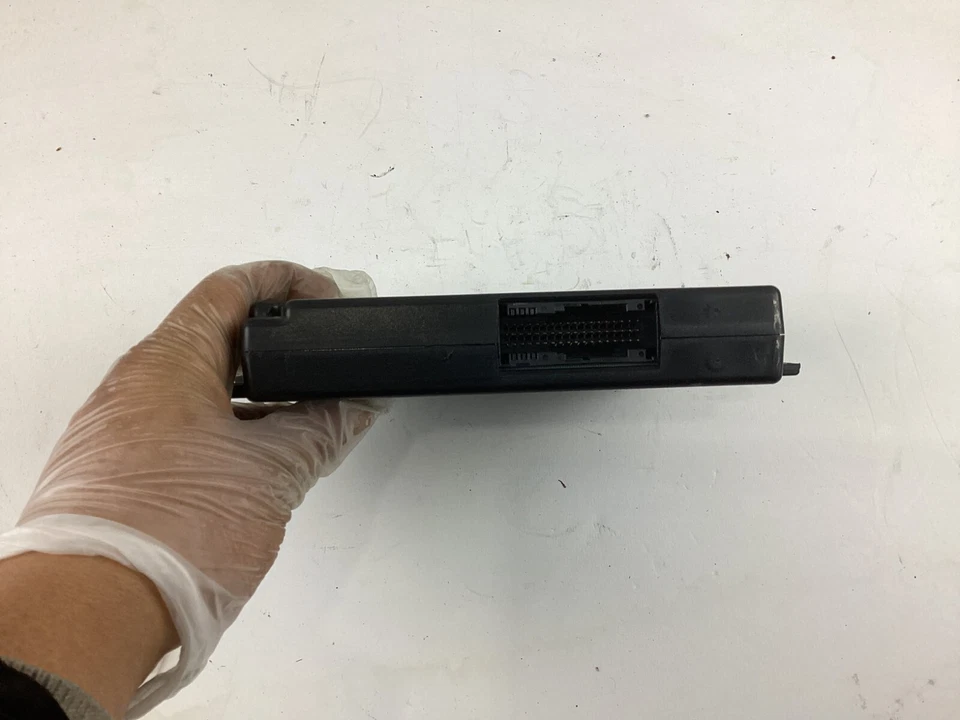 Módulo de control de comunicación Volkswagen Beetle 2012-2013 7P6035730 OEM Foto 2 de 4