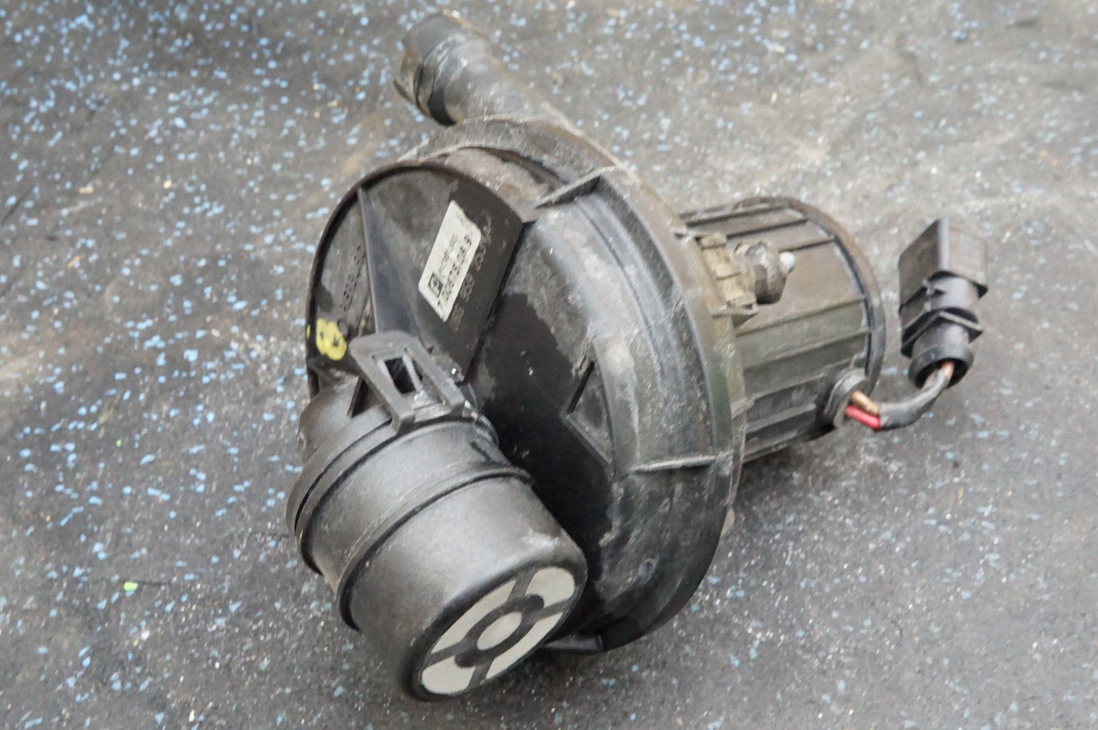 Secondary Engine Air Injection Pump 12F0256CP OEM McLaren 650S