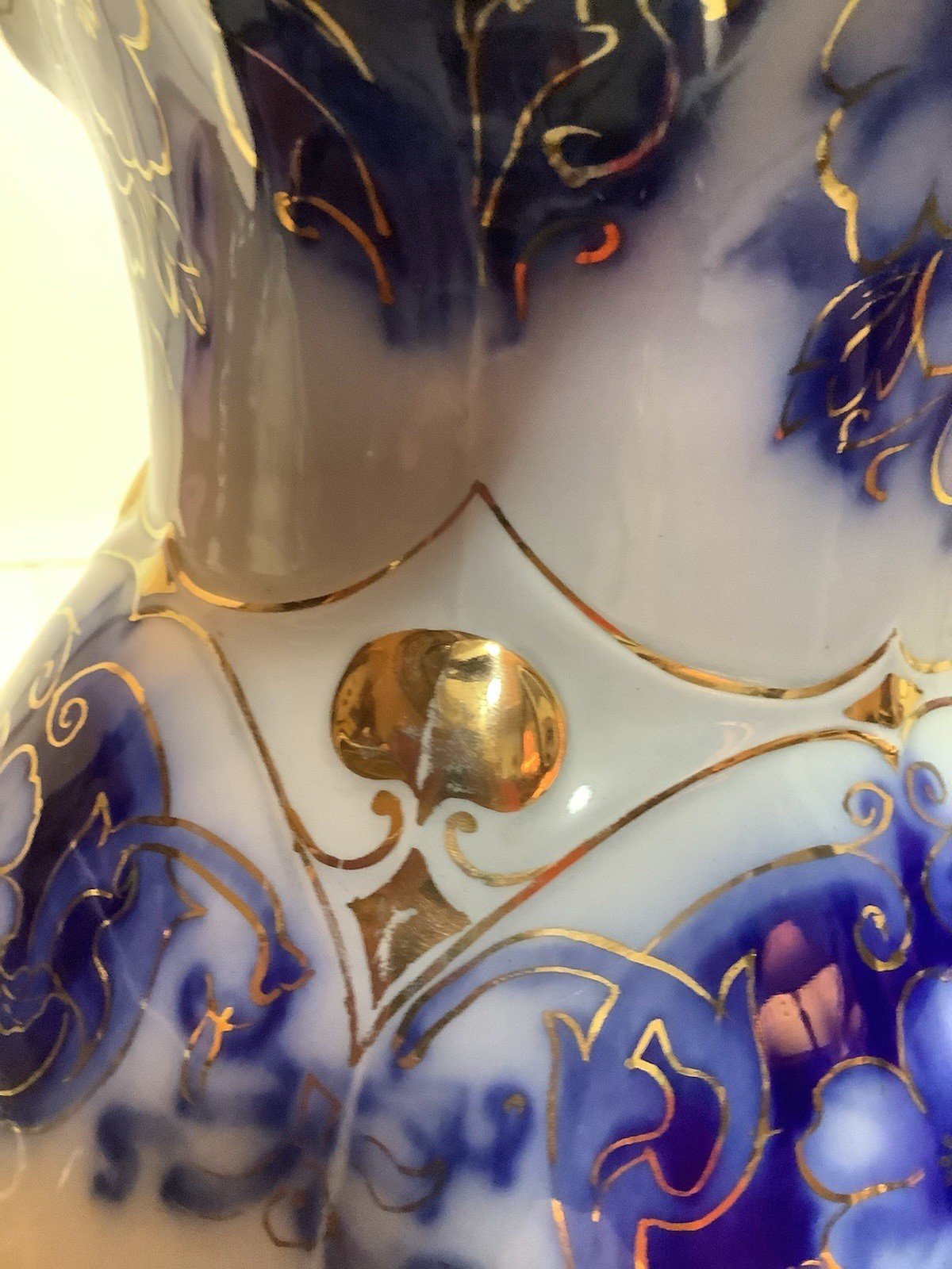 MT1044 Myott Son & Co Large Semi Porcelain English Blue Flow Pitcher W/Gold Trim