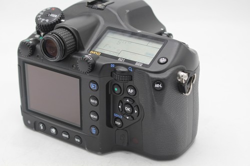 Pentax 645D Digital Camera Body 40mp Working Sr. 3924490 - Picture 5 of 12