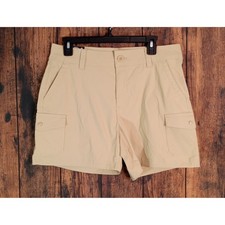 Eddie Bauer Womens Khaki Cargo Shorts Size 8 EB004080 Hiking Outdoor Tan