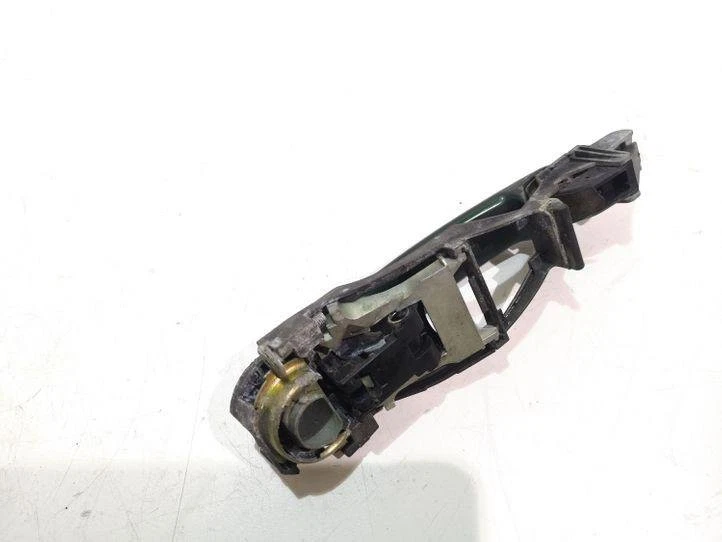 Maniglia esterna porta sinistra posteriore VW BORA Variant 1J6 1.6 benzina 74kw 1999 23026591 - Immagine 3 di 3