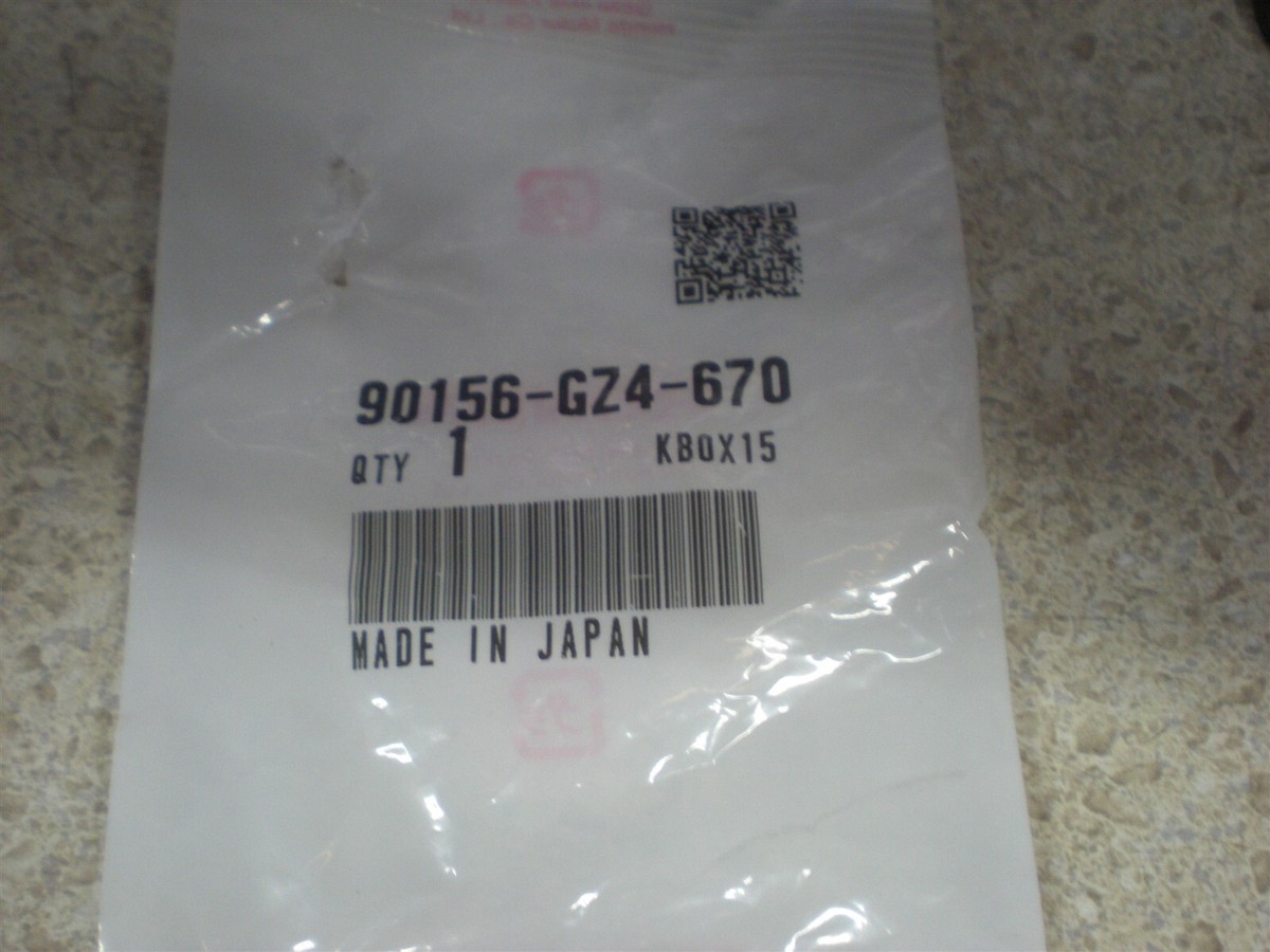 NOS OEM Honda Nut Well 1991-23CRF1100 90156-GZ4-670 | eBay