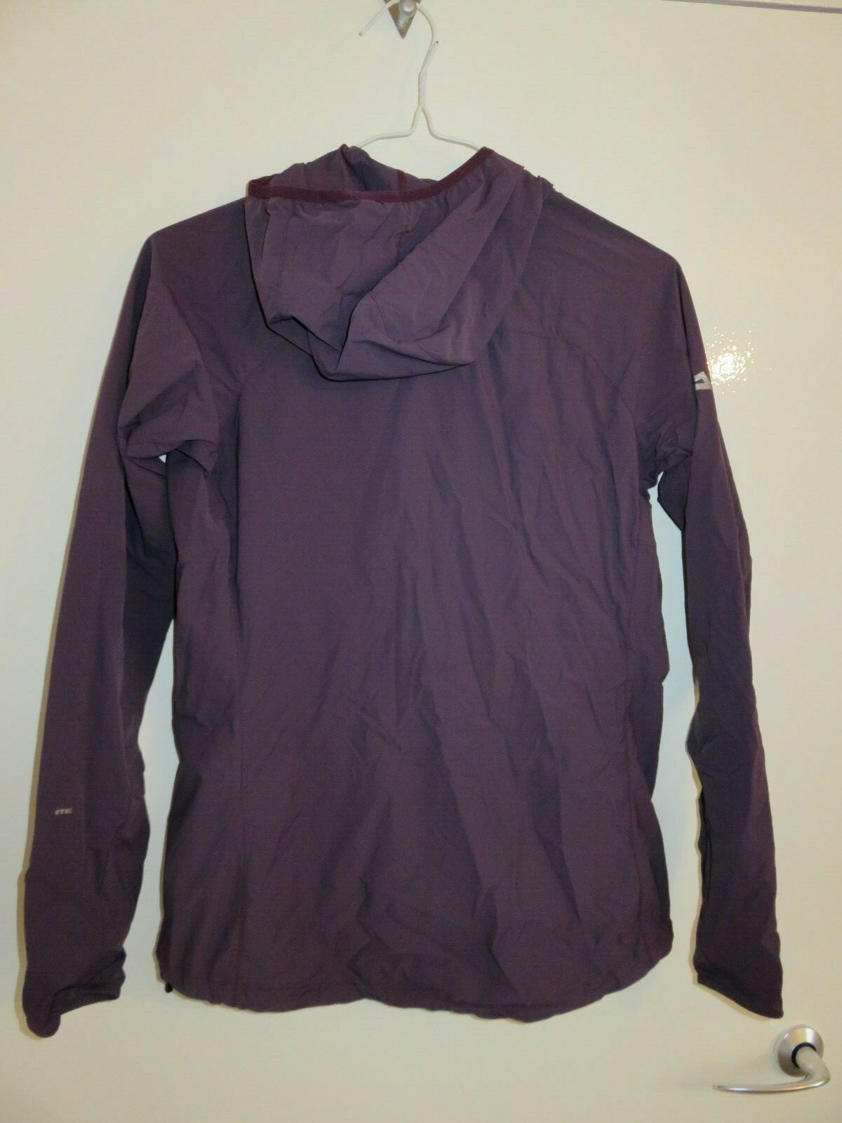 Mountain Equipment Echo Hooded Jacket size 12 Purple eBay