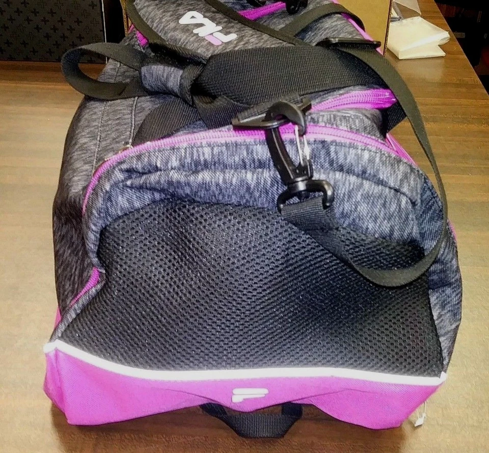 Bolso de Gimnasio Filatech Sprinter Negro/Gris y Púrpura Tamaño Mediano Nuevo sin Etiquetas Foto 3 de 4