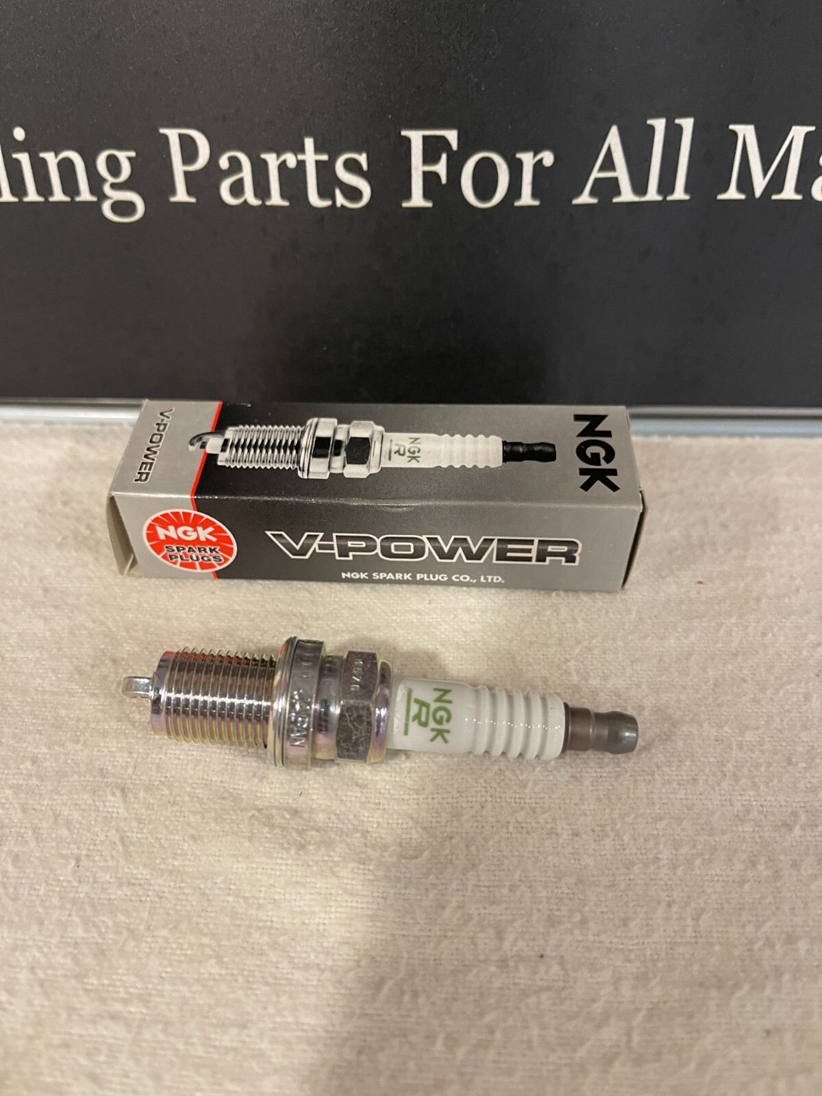 NGK Spark Plug BKR6E 6962 NOS Part eBay