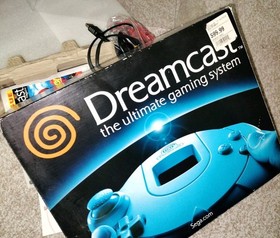SEGA Dreamcast, Box, Inserts, Controller, Console Tested: Turns On Doesn't Load.