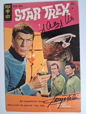 Star Trek #1 Comic -(1967 Gold Key)   Signed by George Takei & Nichelle Nichols