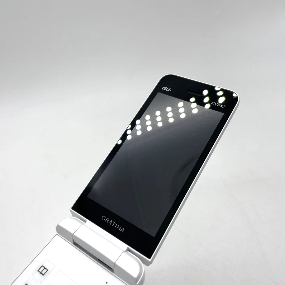 KYOCERA GRATINA KYF42 White 4G WiFi Android Flip Phone Unlocked Japan - Image 4 of 4