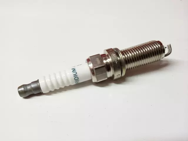 Genuine Toyota Spark Plug 90919-01275