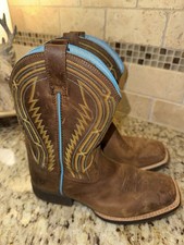 Ariat Kid's Chute Boss Size 3.5 Square Toe Boots - EUC