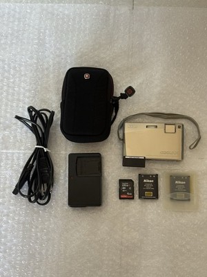 Nikon COOLPIX S60 10.0MP Digital Camera Gold w/ Charger, 2 Batt, Case - Working