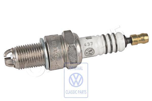 Genuine Volkswagen Spark Plug NOS Jetta Passat Quantum 101000040AE
