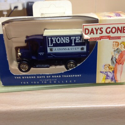 LLEDO DAYS GONE DG066021 LYONS TEA DENNIS DELIVERY VAN 