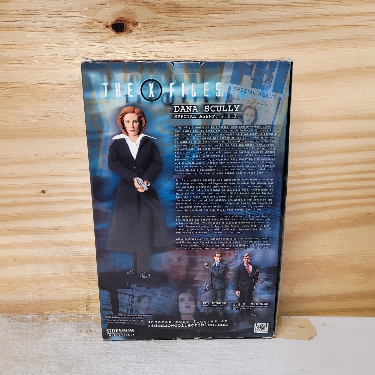 Sideshow Collectibles The X-Files Fox Mulder Dana Scully 12