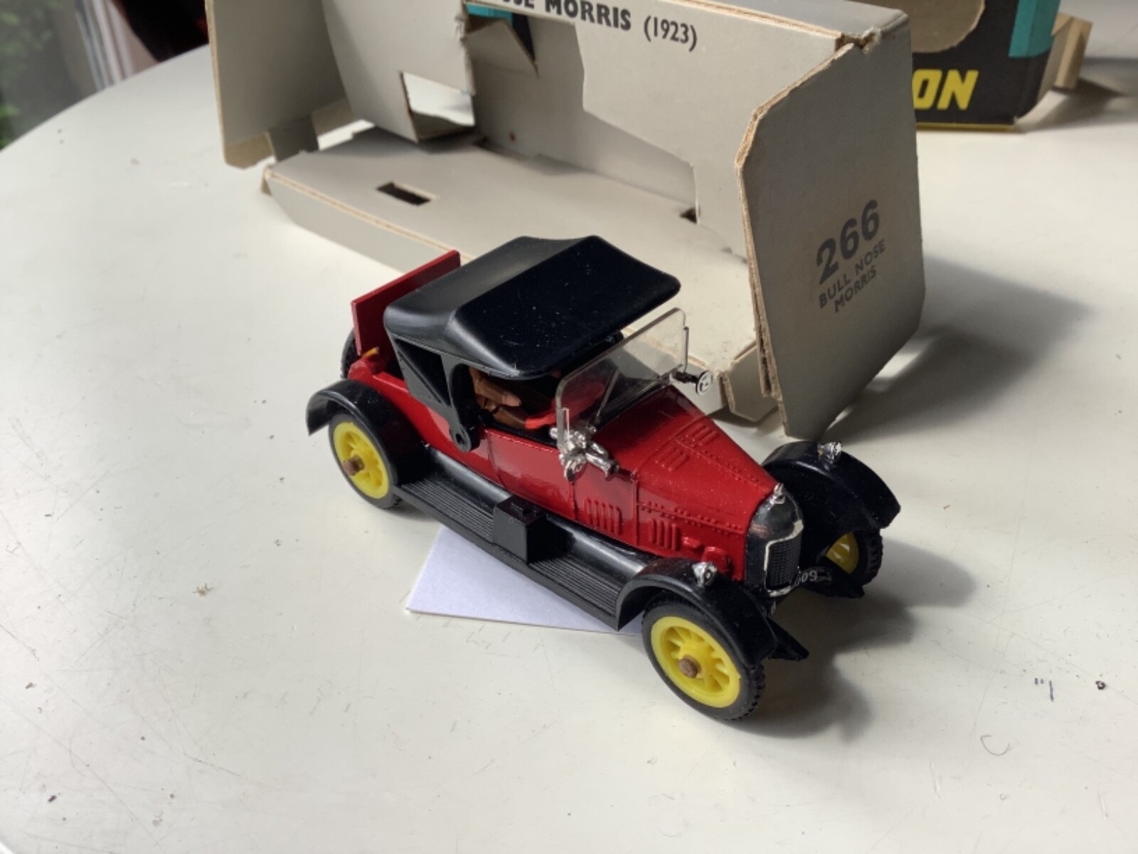 Picture 3 of 24