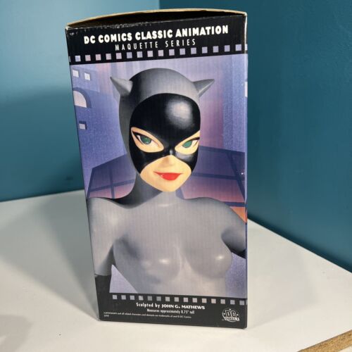 DC Comics Classic Animation CATWOMAN Maquette - Batman Animated Series - Picture 4 of 8
