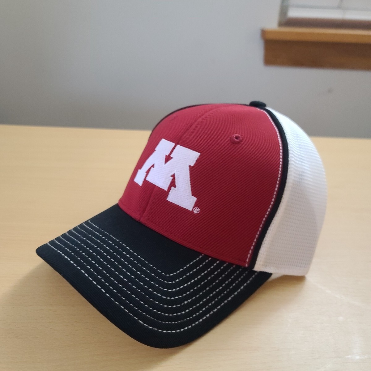 Minnesota Golden Gophers NCAA Signatures Baseball Cap Hat  display picture 1