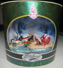 2001 Mattel Holiday Hot Wheels Santa s Holiday Surf Edition Unopened