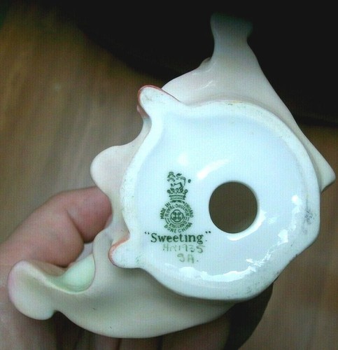 Vintage Royal Doulton Bone China Figurine "Sweeting" No. HN1935 SA Retired EXC - Picture 10 of 10
