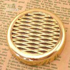 2pcs Gold Round Cigar Humidifier Tobacco Humidor Moisturizing Sticker Portable