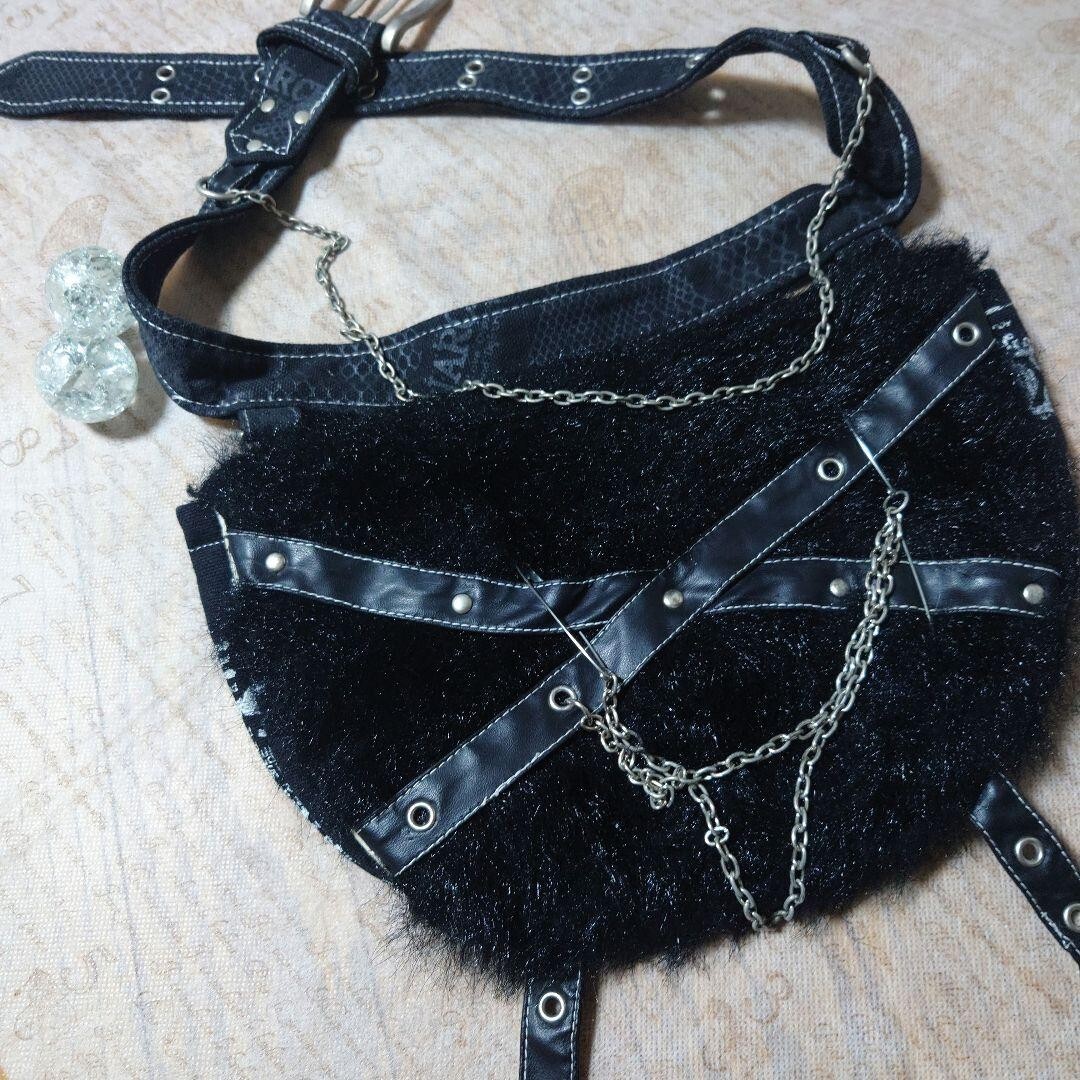 h.NAOTO Anarchy Body Bag English pattern With chain and