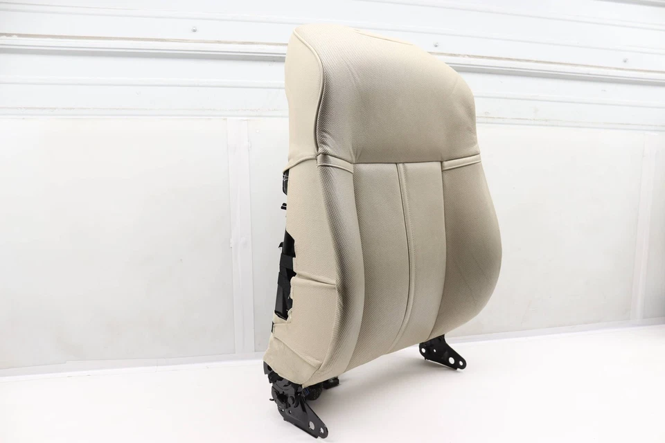 2002-2005 BMW 745LI - Front Upper SEAT Backrest Cushion Assembly 7018586 - Image 2 of 4