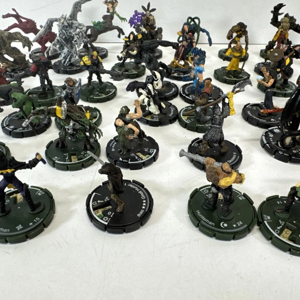 Лот из 45 фигурок WizKids Mage Knight HeroClix 2000-е смешанные персонажи фэнтези - Изображение 4 из 4