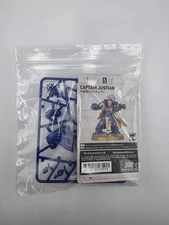 Captain Justian  w/ Power Fist Space Marine Heroes Series 4 Ultramarines Heroes