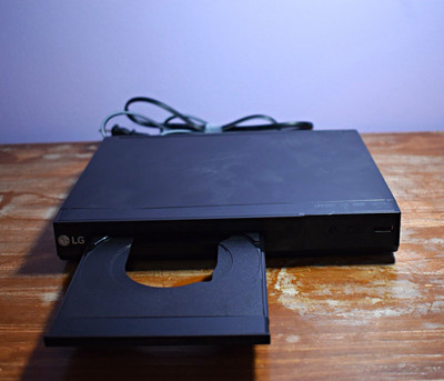 LG DP132 DVD Player