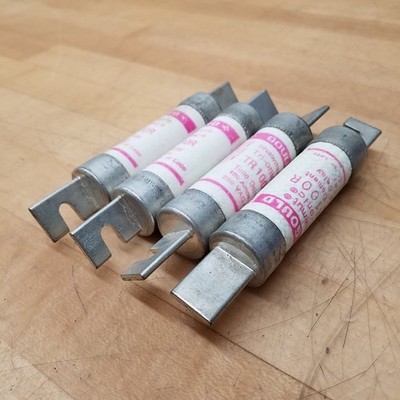 Lot Of 4 - Gould Shawmut TR100R Tri-onic Time Delay Fuse, 100 Amp, 250VAC - USED