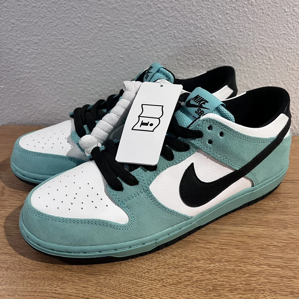 SAMPLE Nike SB Dunk Low “Sea Crystal” 2016 (Size 9) 819674-301 NEW