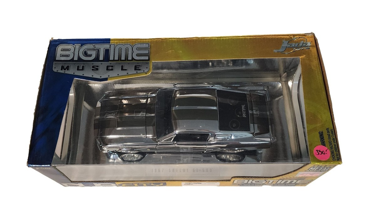 1:18 Scale Diecast 1967 Shelby Mustang GT500 