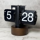 Foto 14 di 15