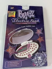 2003 MGA Bratz Dolls Electric Funk Far Out Fashion Calculator and Mirror Sealed