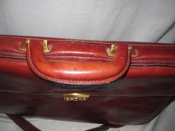 Maletín Bellino grande de cuero marrón coñac usado en excelente estado (ver divulgación) Foto 3 de 4