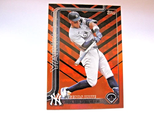 Aaron Judge Legends Unite 2025 Topps Update Holiday Parallel Cards US86