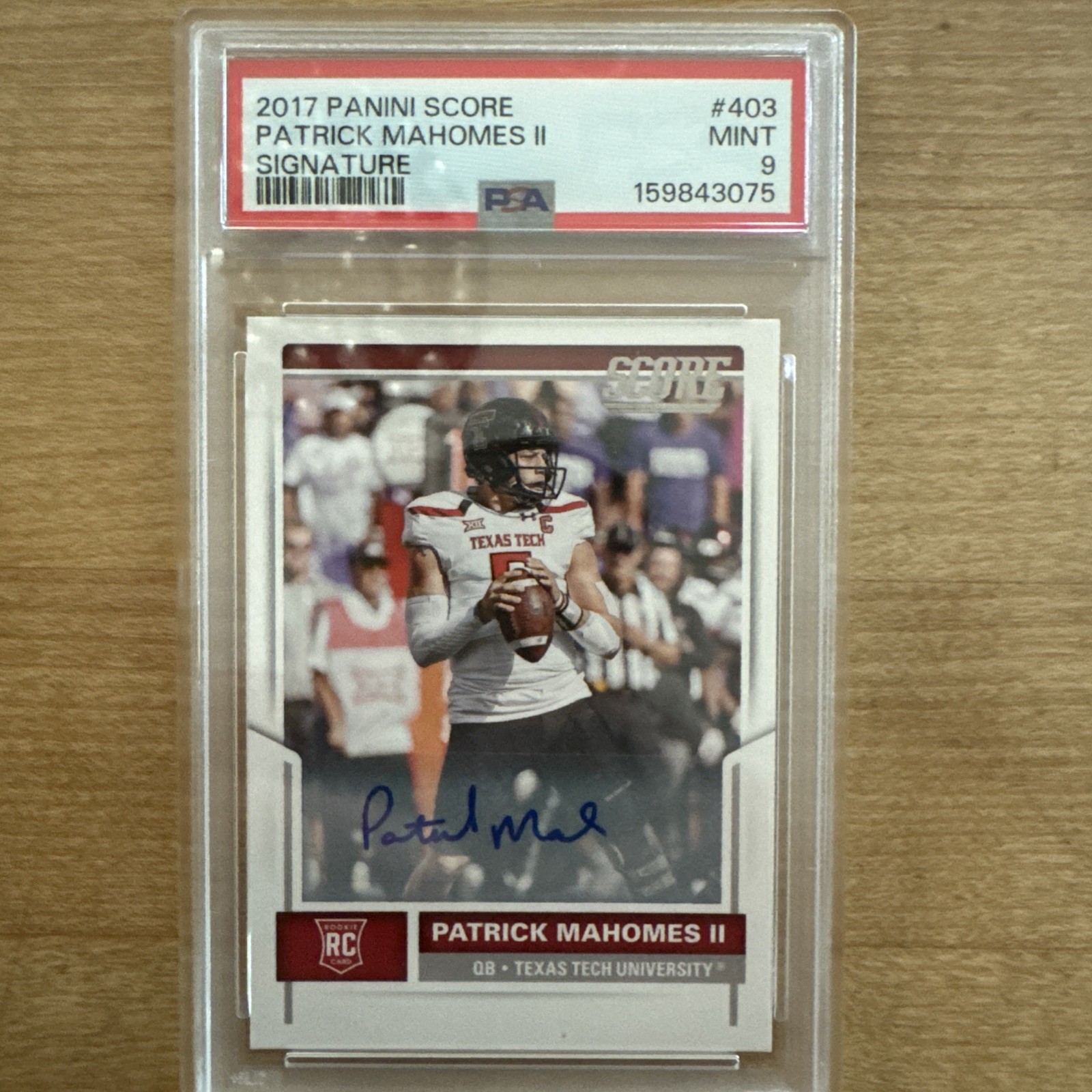 2017 Panini Score Football Patrick Mahomes II RC Rookie Signature Auto PSA 9 view 1